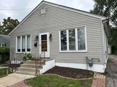 Property at 1106 Yeoman St, Waukegan, IL