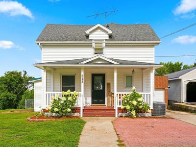 Property at 513 Commercial St, Strawberry Point, IA