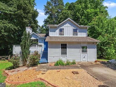 655 Harvard Dr NW