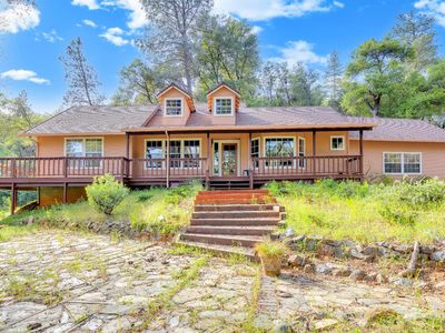 19555 Tuolumne Rd N