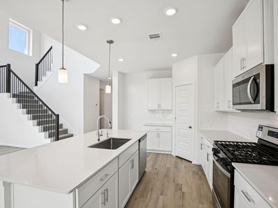 2807 Clapbread Ln