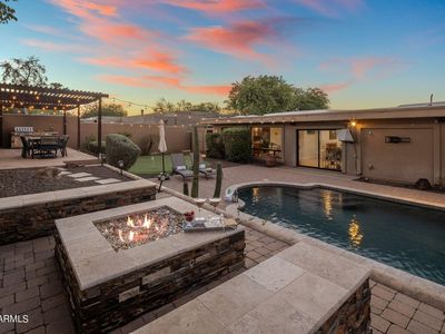 3229 E Mountain View Rd