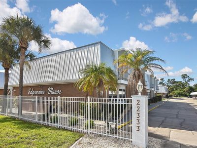 22333 Edgewater Dr UNIT B8