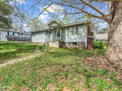 2909 Montbelle Dr