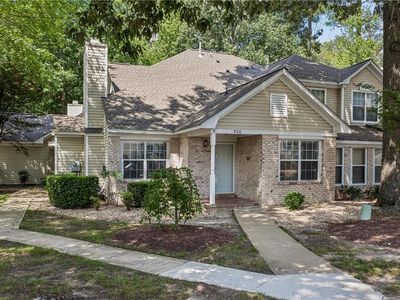906 Shoreline Point
