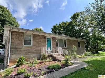 100 Valley View Dr