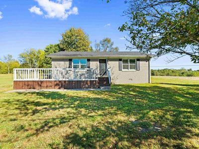 999 Oakwood Dr