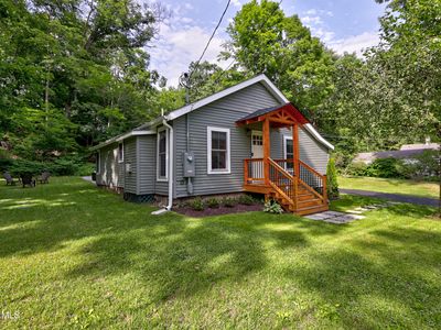 24 Mohican Road