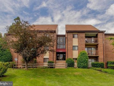 15601 Dorset Rd APT 102