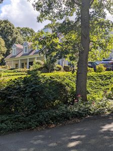11 Manor Drive
