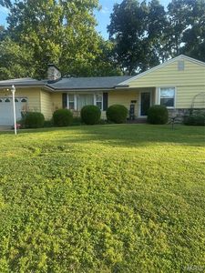 439 Fieldcrest Dr