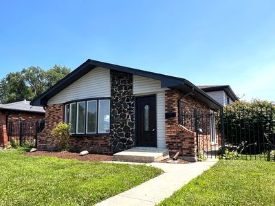 513 Superior Ave