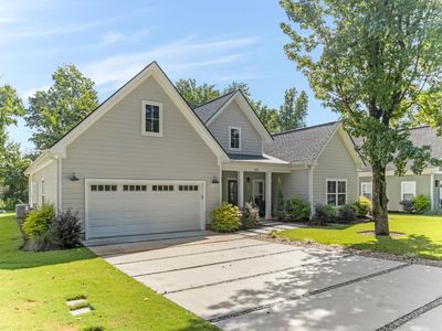 127 Berry Dr