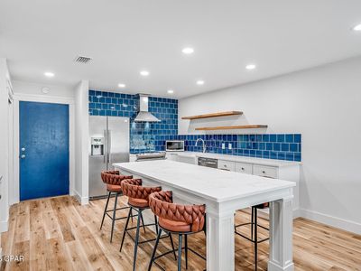 4726 Bay Point Rd #D233