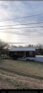 717 Dover Rd