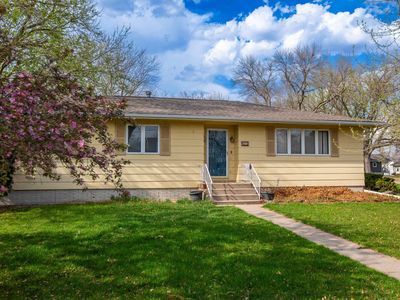 Property at 310 E 9th St, Juniata, NE