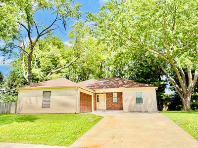 3009 Roanoke Cir