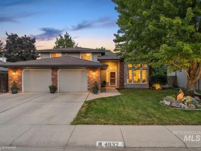 4832 N Fieldcrest Pl