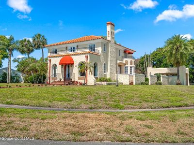2105 Mac Farland Dr