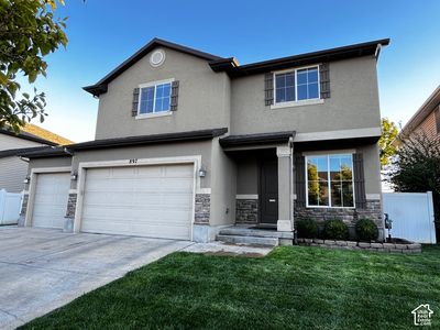 897 W Cambridge Dr