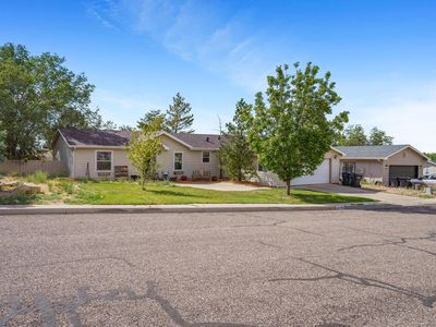349 N Foothill Dr