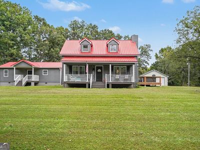 587 Highway 41 N