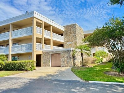 5080 Locust St NE APT 219