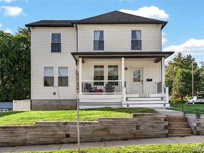 3203 Byron Pl
