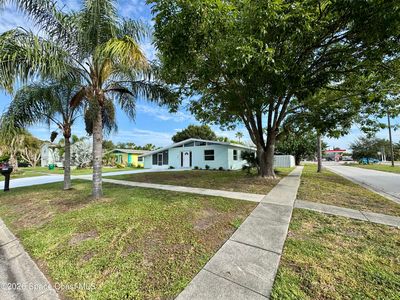 2252 Laden Rd