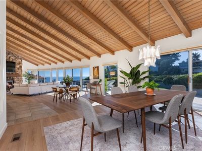 504 Avenida La Costa