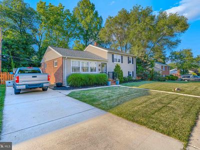 8 Ridgefield Rd