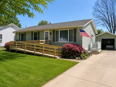 Property at 235 Riley Dr, Girard, PA