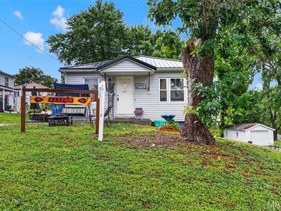 Property at 205 Locust St, Washington, MO