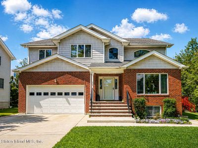26 Ficarelle Dr