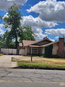 2803 Chester Ln