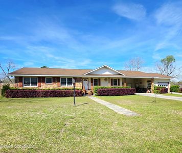 2505 Winchester Dr