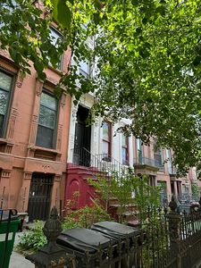 64 Hancock St