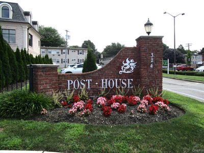 324 Post Avenue #9F
