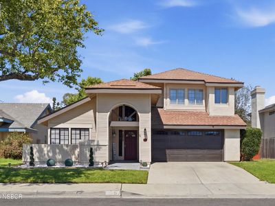 1879 Olive Dr