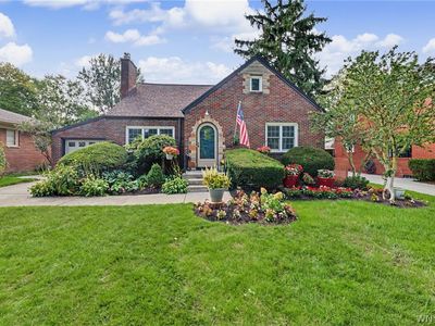 47 Huxley Dr
