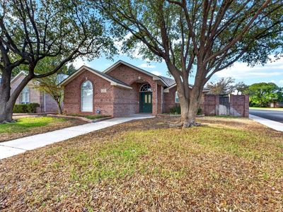 2 Lafayette Pl