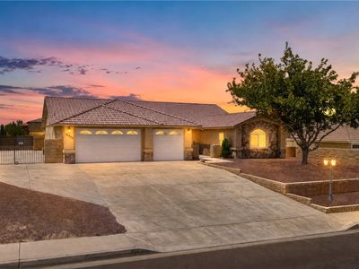 12922 Lompoc Rd