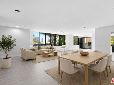 10724 Wilshire Blvd APT 211