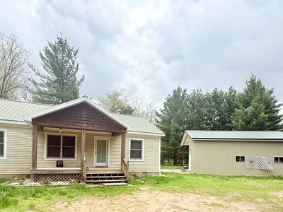 2472 W Forteen Mile Rd