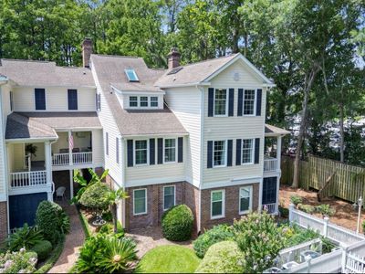 1970 Governors Landing Rd. #201