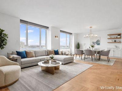 220 Riverside Blvd APT 19L
