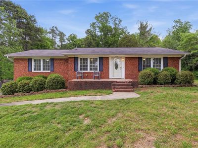 3415 Longview Dr