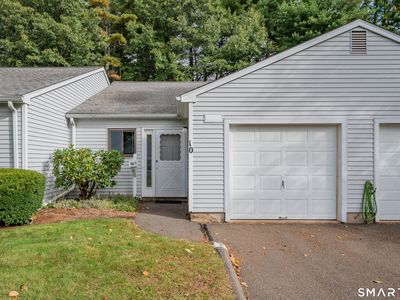 10 Knoll Lane #10