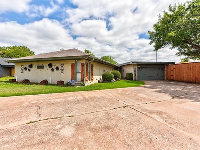 2201 NW 118th Ter