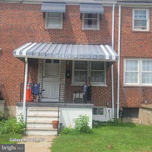 2706 Creston Rd